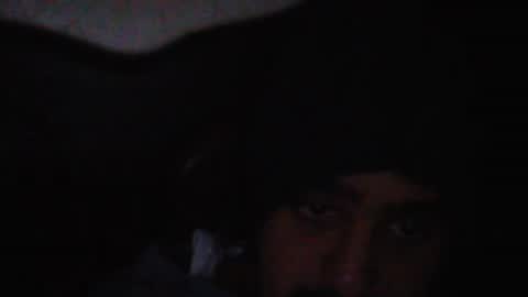 tahtouhafakroune12 online show from April 2, 6:59 pm