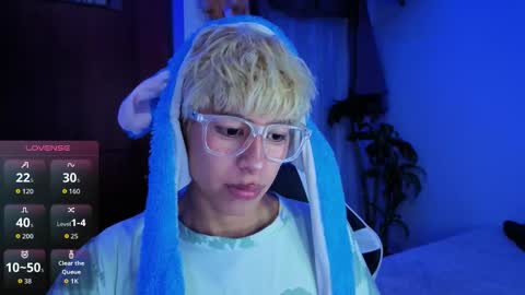 taichi online show from December 3, 11:48 pm