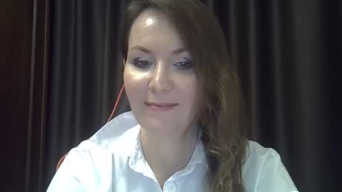 taisialucky77 online show from December 3, 6:08 pm