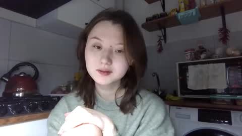 Lily online show from November 21, 3:21 pm