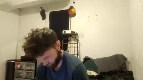 Snapshot of talenjames chatting on February 17, 9:32 pm Talen James online show from February 17, 9:32 pm