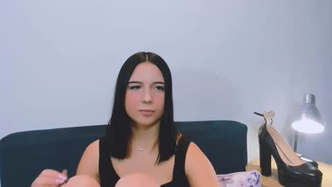 taliasensitive online show from December 15, 7:43 pm