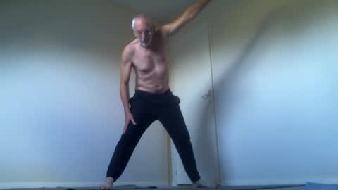 Jack Pierrot online show from October 18, 7:23 am