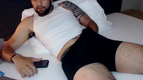 TallAndHung4You online show from June 5, 3:57 am