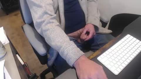 tallguy4unow online show from February 2, 5:09 pm