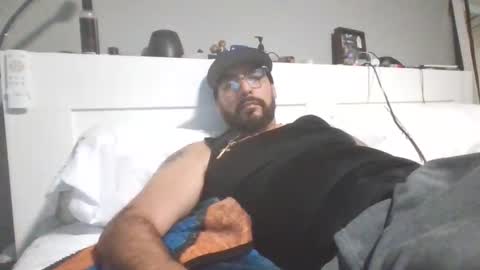 talllatino310 online show from November 15, 10:44 pm