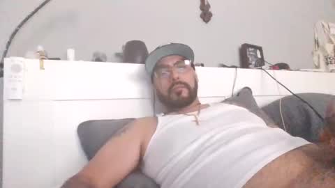 talllatino310 online show from March 27, 4:41 pm