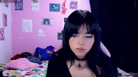 Alejandra Independent model online show from December 3, 10:34 am