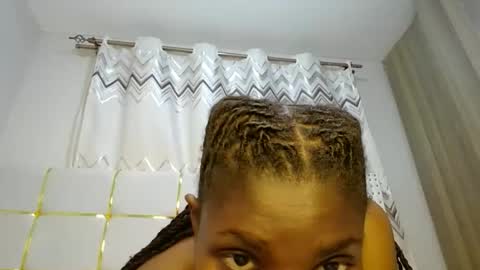 Snapshot of tamia538235 chatting on February 26, 6:37 pm tamia online show from February 26, 6:37 pm