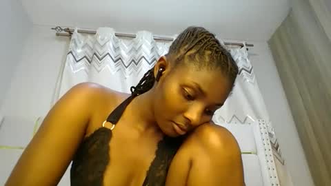 Snapshot of tamia538235 chatting on February 26, 9:42 pm tamia online show from February 26, 9:42 pm