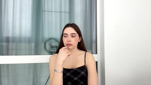 Mary online show from March 30, 1:22 pm