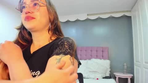 Tammara  online show from October 27, 7:30 am