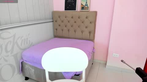 Tania  online show from September 20, 2:42 pm