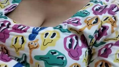 taniya_roy4628 online show from February 26, 11:24 am