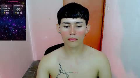 Snapshot of tanjiro_cute chatting on September 11, 10:05 am Andres online show from September 11, 10:05 am