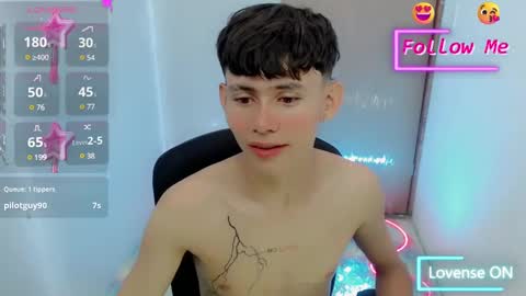 Snapshot of tanjiro_cute chatting on January 26, 11:06 am Andres online show from January 26, 11:06 am