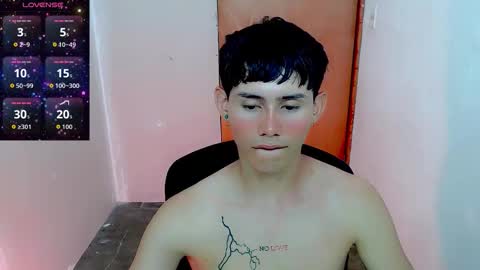Snapshot of tanjiro_cute chatting on September 10, 10:05 am Andres online show from September 10, 10:05 am