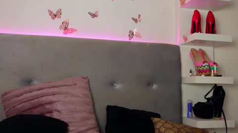 Tania online show from November 30, 6:31 am