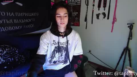 tap_forty online show from November 25, 1:26 am