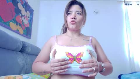 tara rios online show from November 18, 2:53 pm