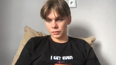 tasteithorny online show from September 19, 9:24 am