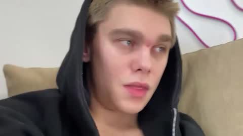 tasteithorny online show from March 10, 5:43 am