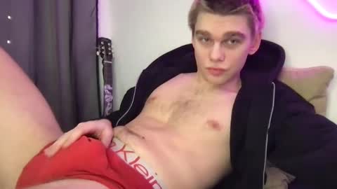 tasteithorny online show from March 4, 4:49 am