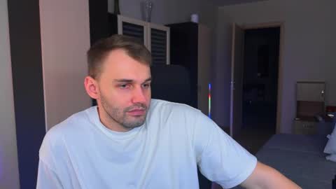 My shows 2100500 UTC3 online show from February 23, 8:11 pm