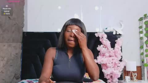 tastydarkchocolatee online show from June 2, 12:51 pm