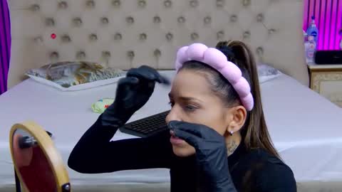 TastyPatricia online show from December 17, 7:04 am