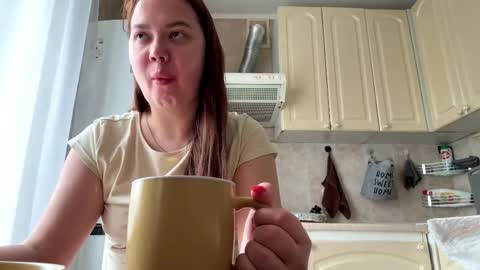 Emely online show from April 1, 10:27 am