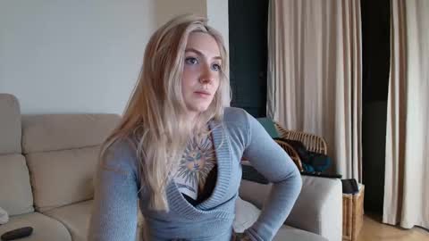 tattoobbgirl online show from February 7, 7:17 pm