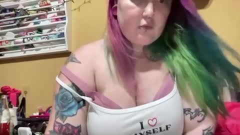 Tattyslilgirl online show from October 6, 2:29 am