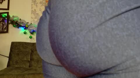 Taty Miller online show from December 13, 7:53 pm