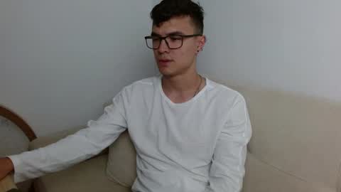 taurus4k online show from December 14, 12:11 am