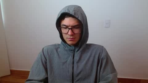 taurus4k online show from March 1, 9:26 pm