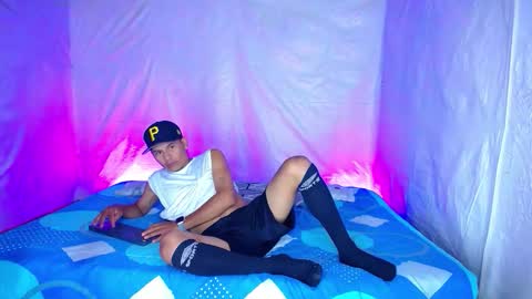 taurus_5 online show from March 6, 3:16 am