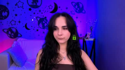 Taya online show from April 2, 8:05 pm