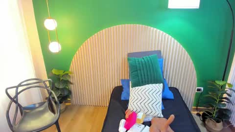 Taylor Bennet online show from September 18, 12:09 pm