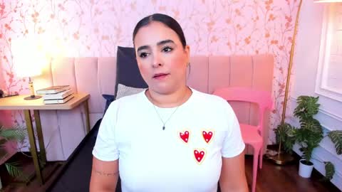 Taylor Bennet online show from June 2, 12:07 pm