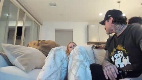 Taylor Rae online show from January 11, 3:45 am