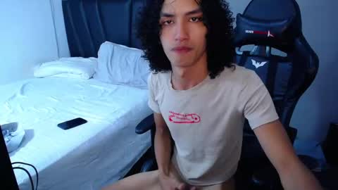 Tayron online show from March 16, 5:50 pm