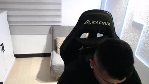 DYNAMITE DUO69 online show from April 8, 12:08 pm