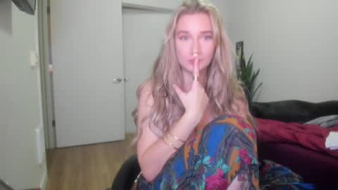 Katy online show from December 31, 4:27 am