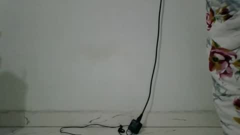 tease me10 online show from March 28, 9:54 am