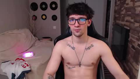 Teddy online show from March 12, 3:54 am