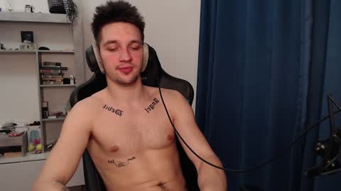 Teddy online show from February 6, 6:24 pm