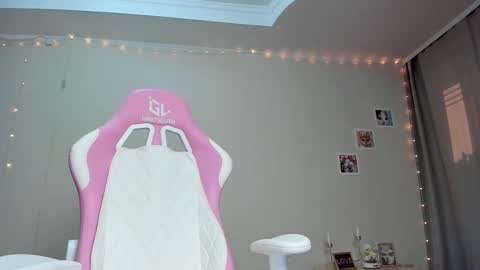 Monika --------------2  stream 700 GMT day online show from February 17, 8:30 am