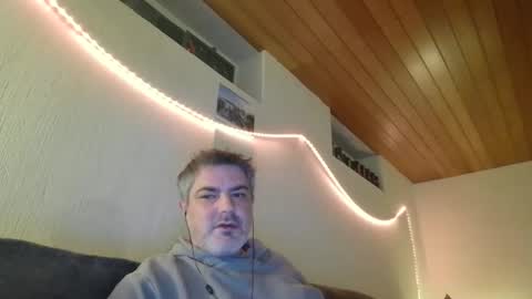 Peter online show from February 5, 1:15 am