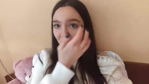 Kimi online show from November 13, 1:03 pm